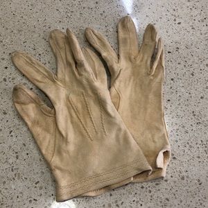 Soft suede leather driving gloves
